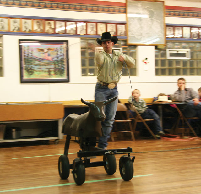 Dummy Team Roping Event January 18 - The Roundup